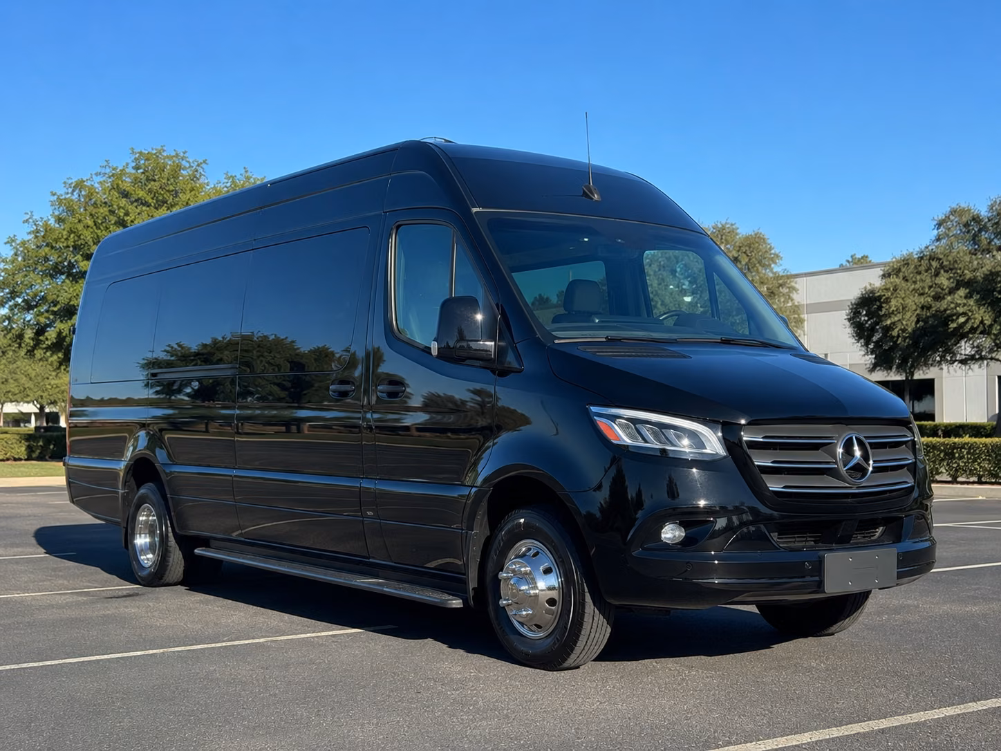 glendale airport transportation onboard seating