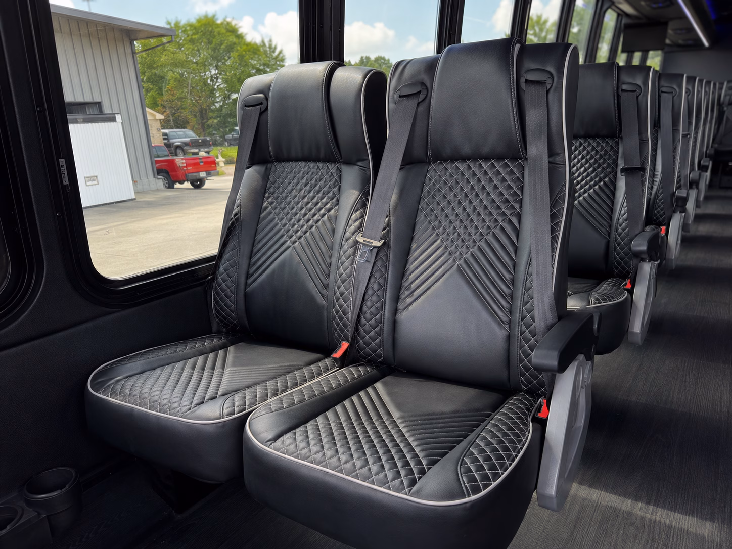 glendaleazcharterbusservices com is the go to way to find bridal party transportation across glendale