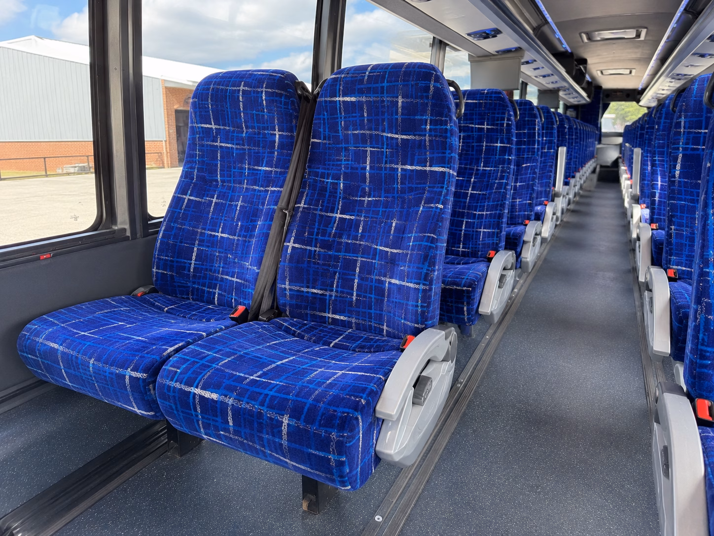how the type of bus you choose changes the price in glendale arizona