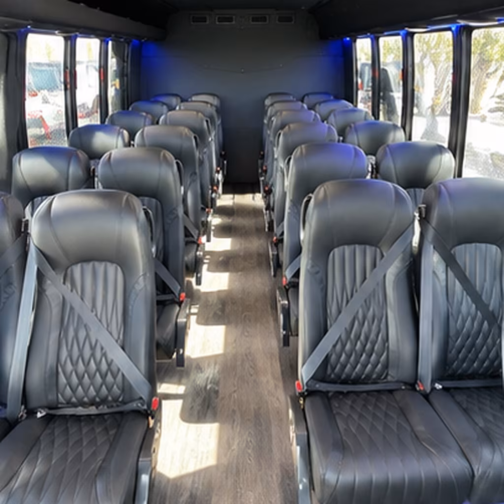 minibuses and charter buses to the phoenix zoo and desert botanical garden